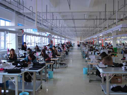 酒店制服生產(chǎn)車間